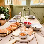 Dix Restaurant & D'hotes, Sainte-alvere, Dordogne Hotel *