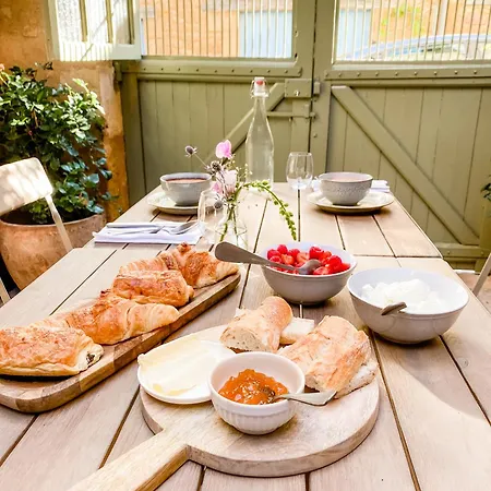 Dix Restaurant & D'hotes, Sainte-alvere, Dordogne Hotel *