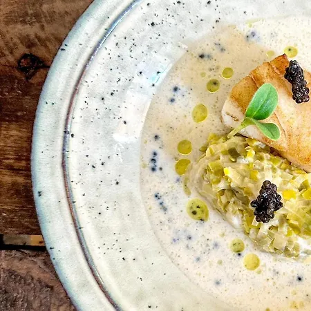 Dix Restaurant & D'hotes, Sainte-alvere, Dordogne Hotel Saint-Alvère